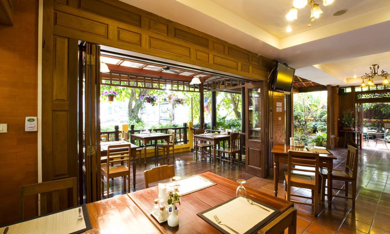 Lamphu Tree House Boutique Hotel Bangkok Exterior photo